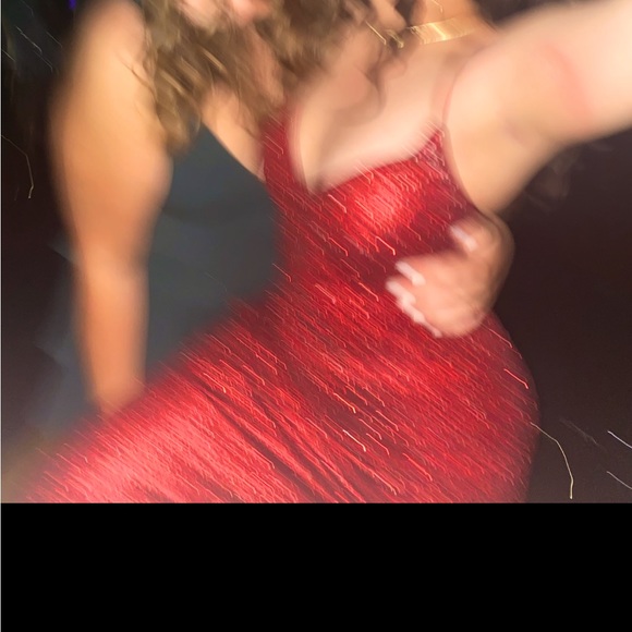 Red sparkly dress. More pictures upon request - Picture 1 of 1